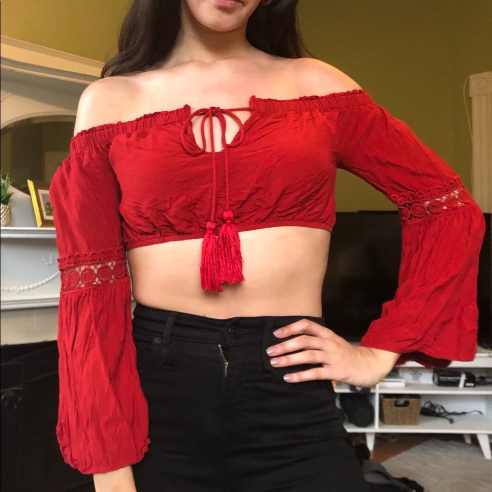 Red long sleeve crop top - misguided